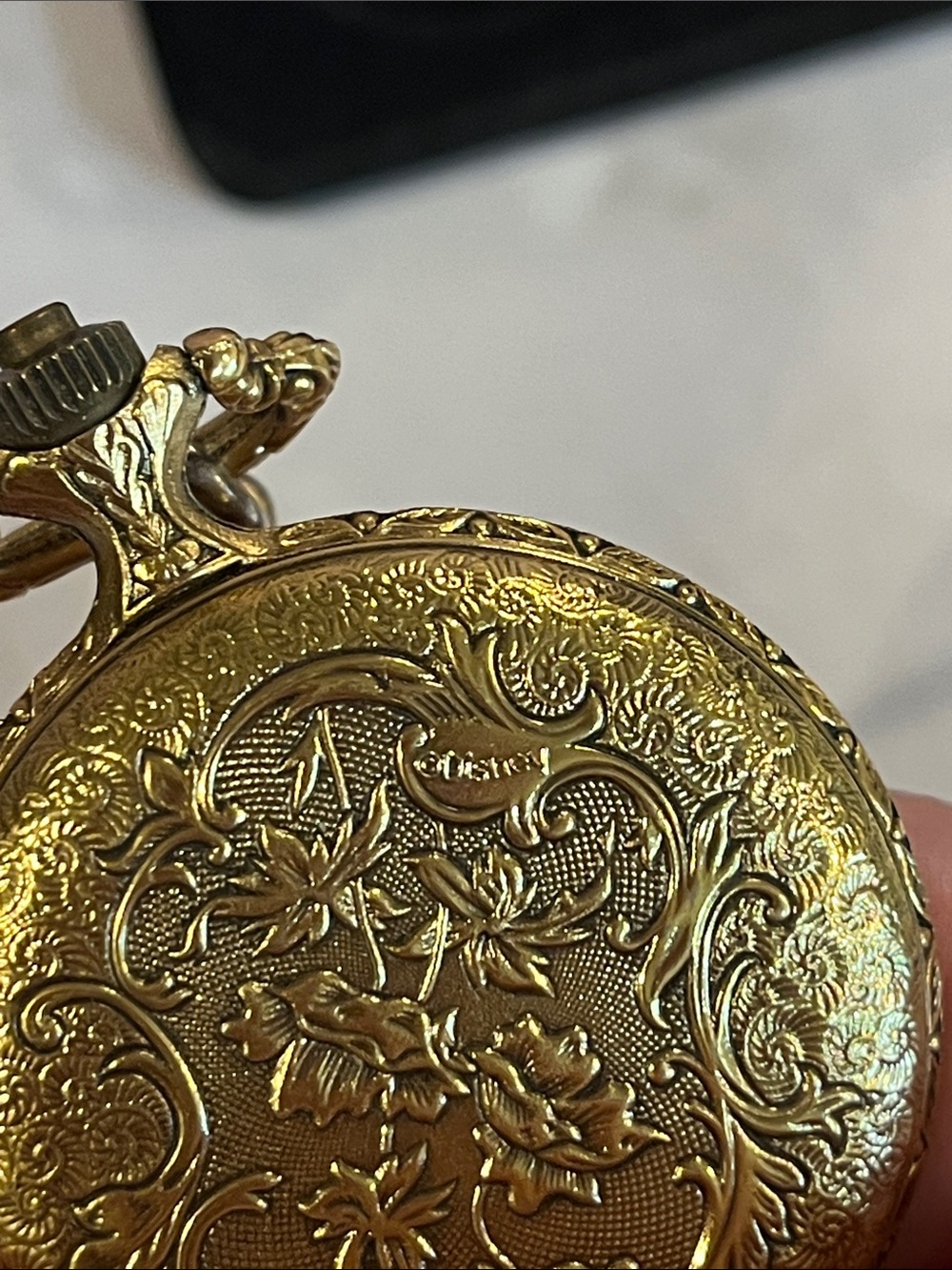 MICKEY MOUSE POCKET WATCH DISNEY MAJESTI SWISS MOVEMENT SKELETON GOLD-TONE NIB - Picture 8 of 17